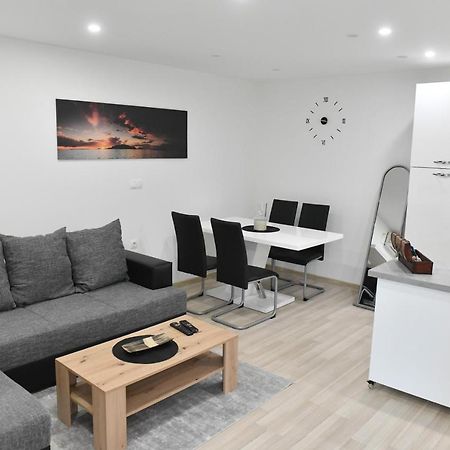 Apartman Lucia Ðakovo Kültér fotó
