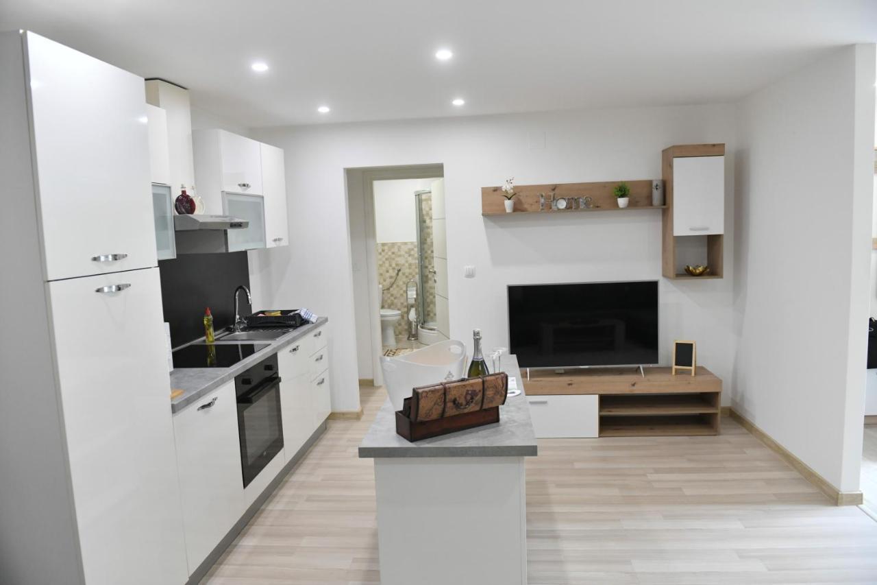 Apartman Lucia Ðakovo Kültér fotó